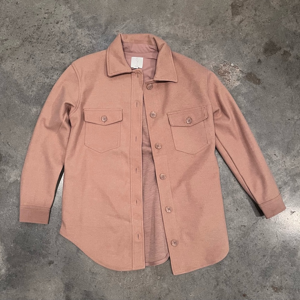 Joie beige shacket XS